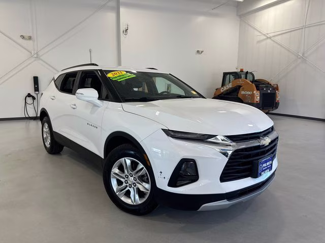 2021 Summit White Chevrolet Blazer LT FWD SUV