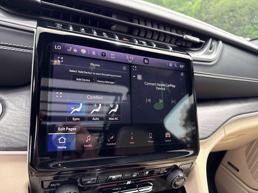 2023 Rocky Mountain Pearlcoat Jeep Grand Cherokee L Limited 4X4 SUV