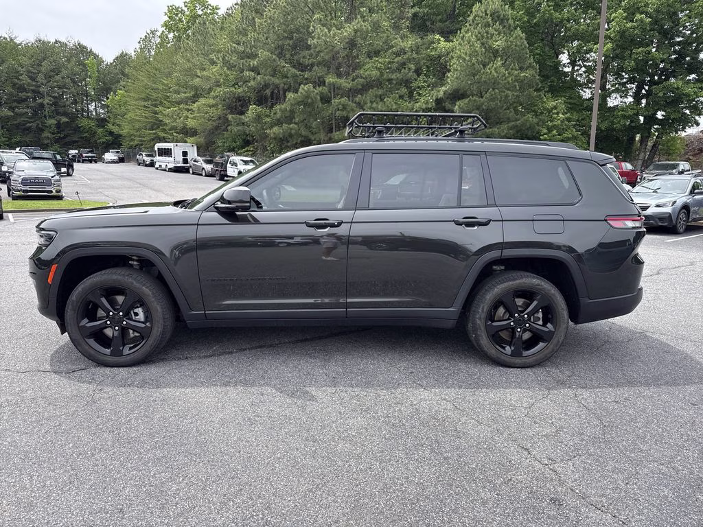2023 Rocky Mountain Pearlcoat Jeep Grand Cherokee L Limited 4X4 SUV