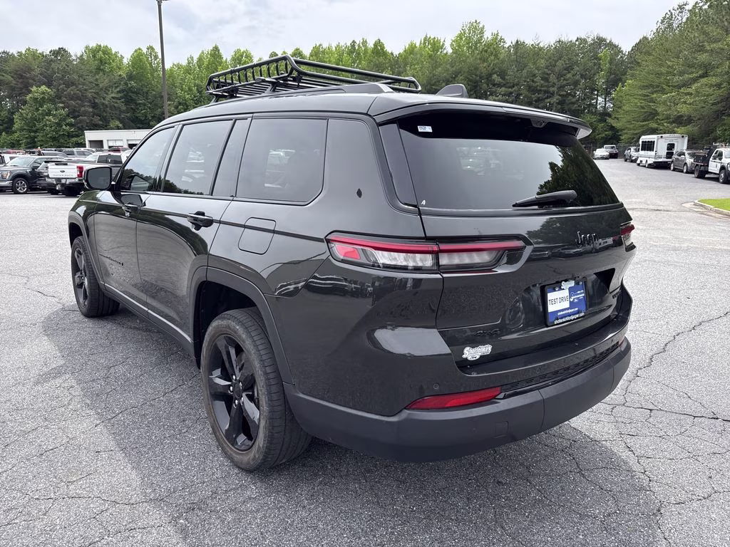 2023 Rocky Mountain Pearlcoat Jeep Grand Cherokee L Limited 4X4 SUV