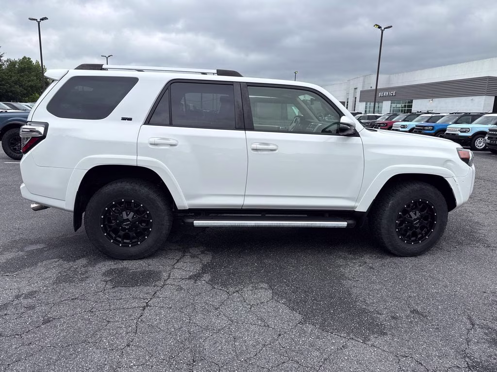 2022 White Toyota 4Runner SR5 Premium 4X4 SUV