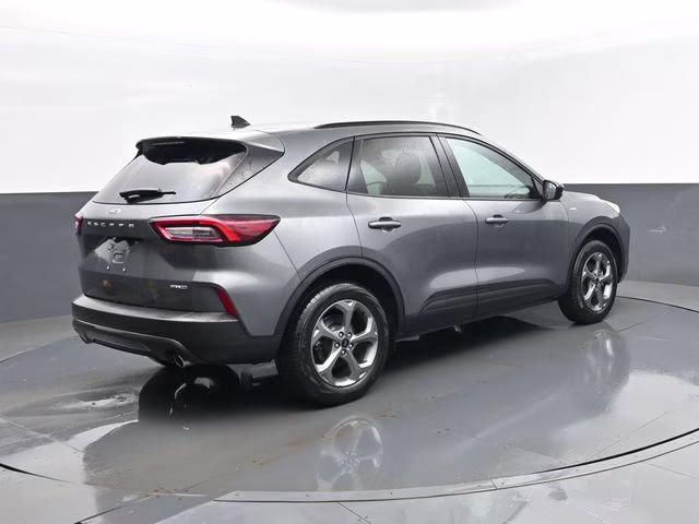 2025 Gray Metallic Ford Escape ST-Line AWD SUV