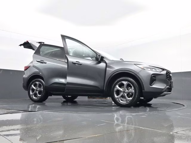 2025 Gray Metallic Ford Escape ST-Line AWD SUV