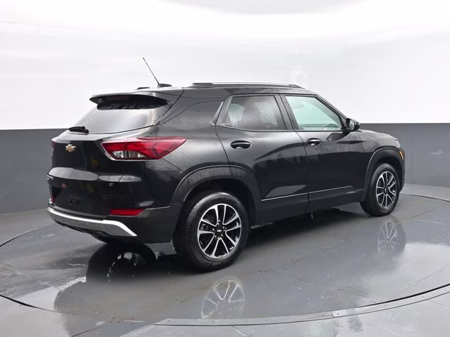 2025 Mosaic Black Metallic Chevrolet Trailblazer LT AWD SUV