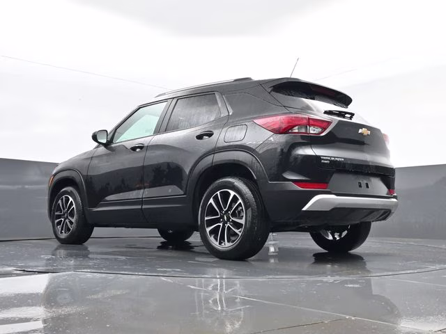2025 Mosaic Black Metallic Chevrolet Trailblazer LT AWD SUV
