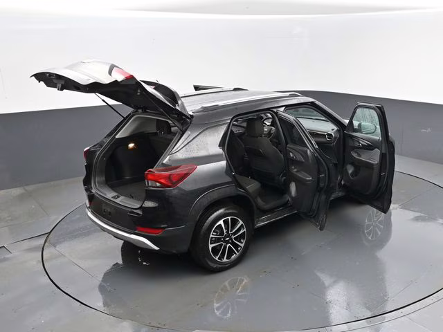 2025 Mosaic Black Metallic Chevrolet Trailblazer LT AWD SUV