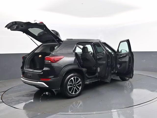 2025 Mosaic Black Metallic Chevrolet Trailblazer LT AWD SUV