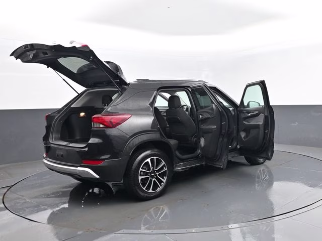 2025 Mosaic Black Metallic Chevrolet Trailblazer LT AWD SUV