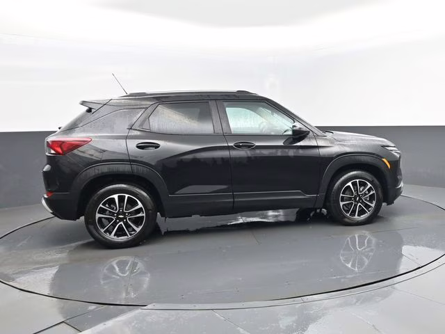 2025 Mosaic Black Metallic Chevrolet Trailblazer LT AWD SUV