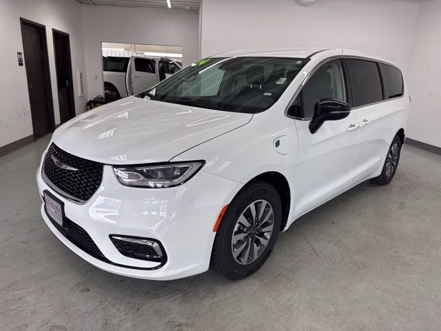 2024 Bright White Clearcoat Chrysler Pacifica Hybrid Select FWD Van