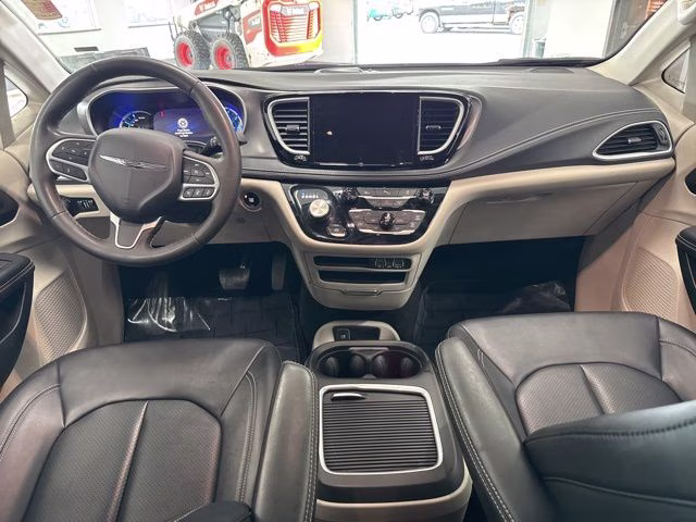 2024 Bright White Clearcoat Chrysler Pacifica Hybrid Select FWD Van