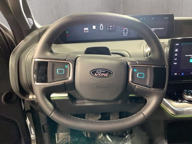 2026 Star White Metallic Tri-Coat Ford Expedition Max Platinum 4X4 SUV
