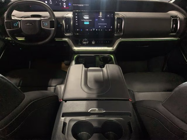2026 Star White Metallic Tri-Coat Ford Expedition Max Platinum 4X4 SUV