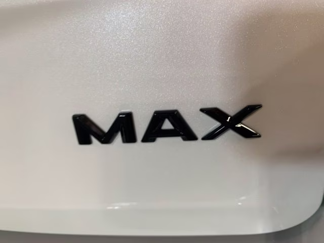 2026 Star White Metallic Tri-Coat Ford Expedition Max Platinum 4X4 SUV