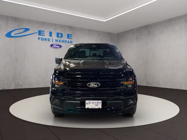 2026 Agate Black Metallic Ford F-150 XLT Black Appearance 4X4 Truck