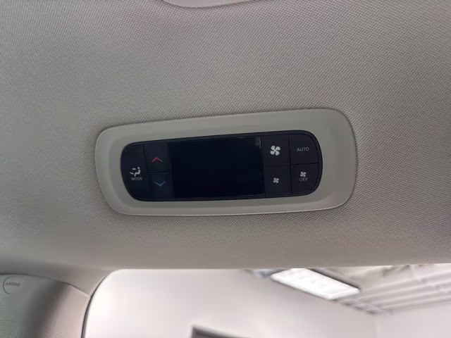 2024 Bright White Clearcoat Chrysler Pacifica Hybrid Select FWD Van