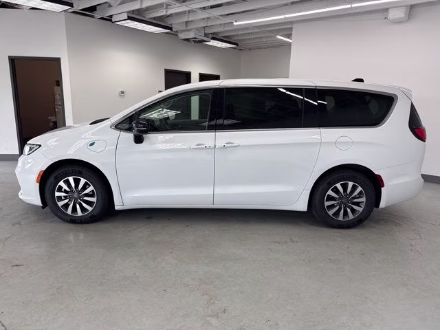 2024 Bright White Clearcoat Chrysler Pacifica Hybrid Select FWD Van
