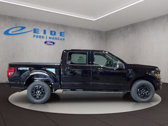 2026 Agate Black Metallic Ford F-150 XLT Black Appearance 4X4 Truck