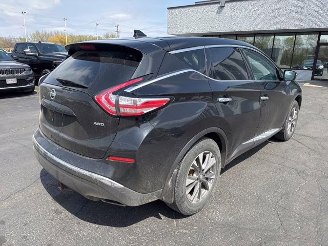 2017 Magnetic Black Metallic Nissan Murano S AWD SUV