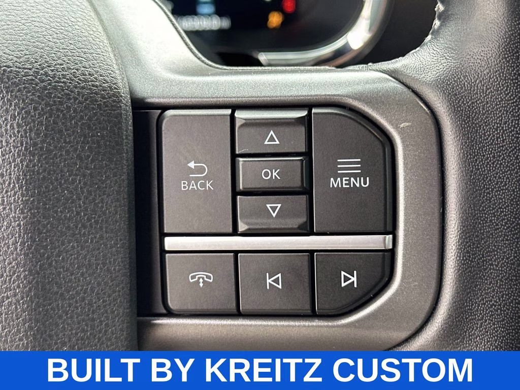 2022 Silver Metallic Ford F-150 Lariat 4X4 Truck