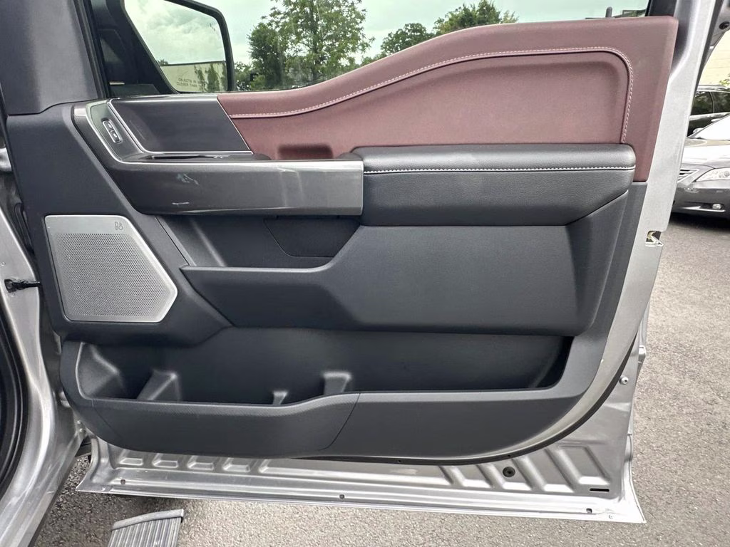 2022 Silver Metallic Ford F-150 Lariat 4X4 Truck