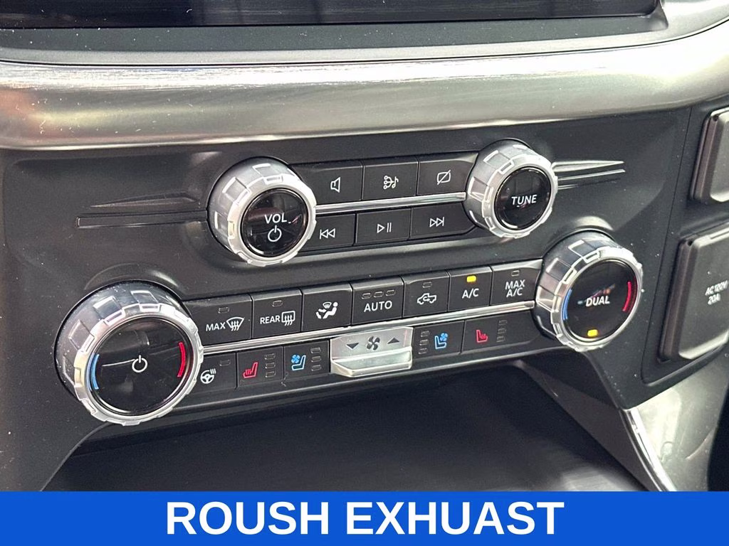 2022 Silver Metallic Ford F-150 Lariat 4X4 Truck