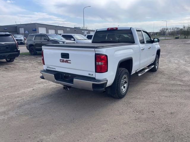 2016 Quicksilver Metallic GMC Sierra 1500 Base 4X4 Truck