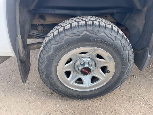 2016 Quicksilver Metallic GMC Sierra 1500 Base 4X4 Truck