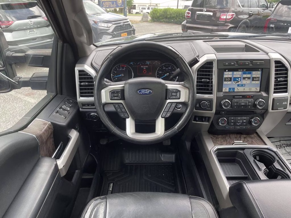 2018 Magnetic Ford Super Duty F-350 SRW Lariat 4X4 Truck