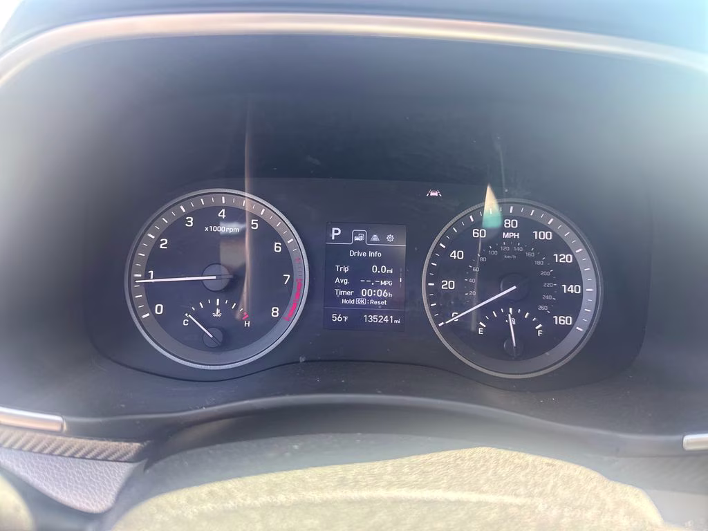 2021 White Cream Hyundai Tucson SEL FWD SUV