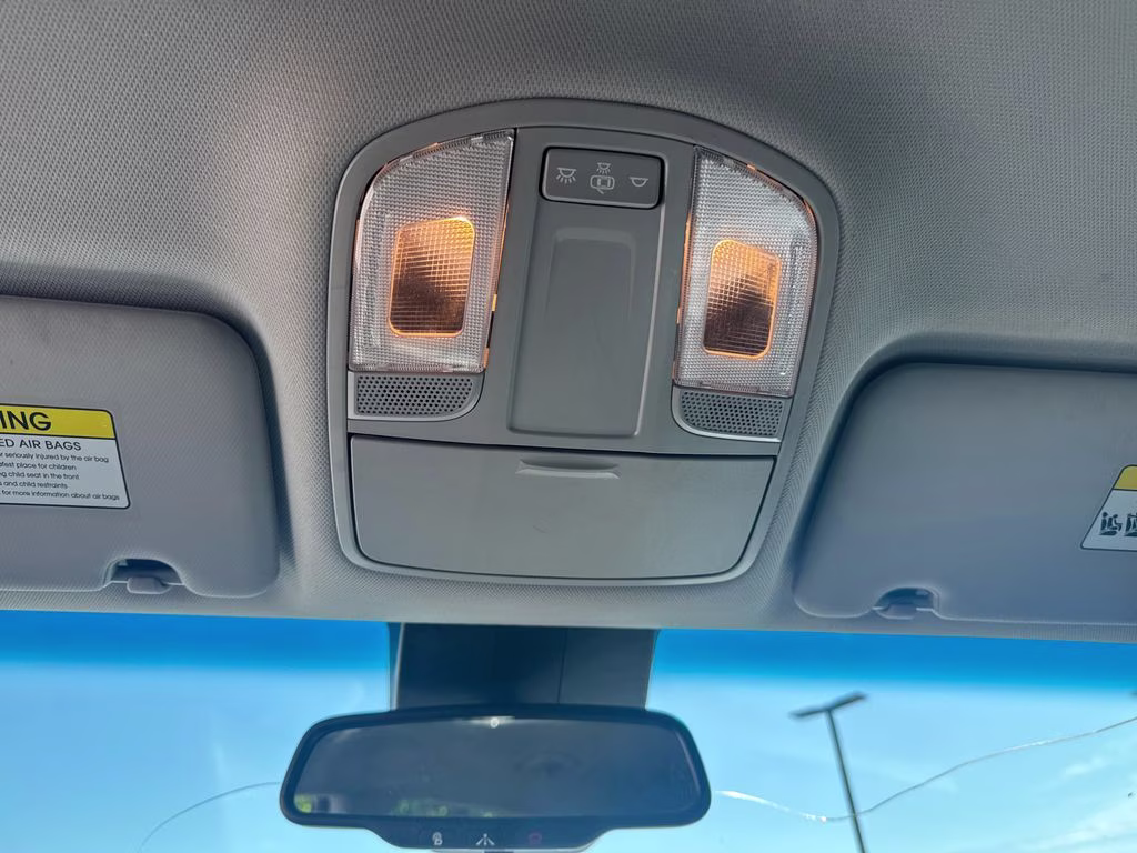 2021 White Cream Hyundai Tucson SEL FWD SUV
