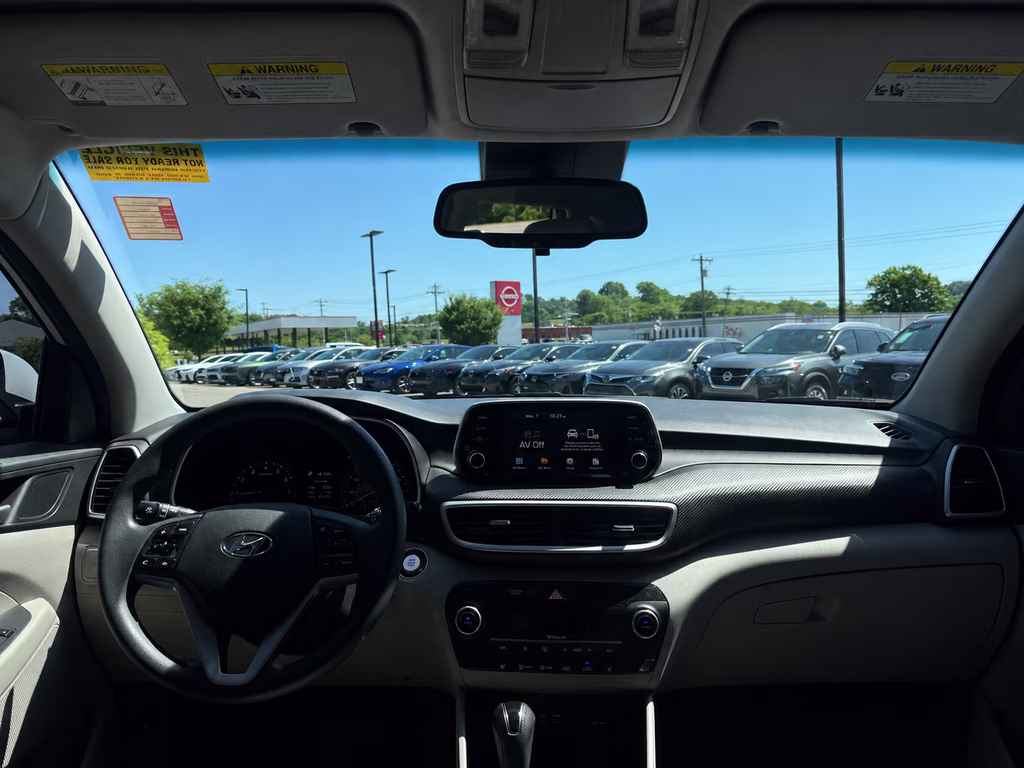 2021 White Cream Hyundai Tucson SEL FWD SUV