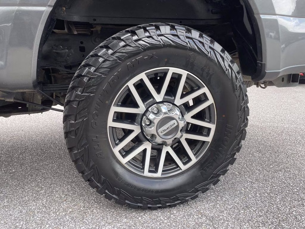 2018 Magnetic Ford Super Duty F-350 SRW Lariat 4X4 Truck