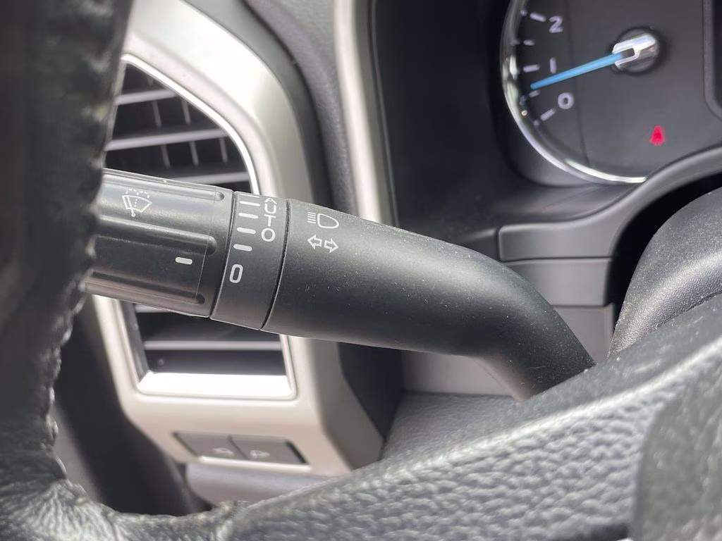 2018 Magnetic Ford Super Duty F-350 SRW Lariat 4X4 Truck