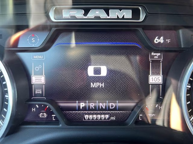 2022 Diamond Black Crystal Pearlcoat Ram 1500 Big Horn 4X4 Truck