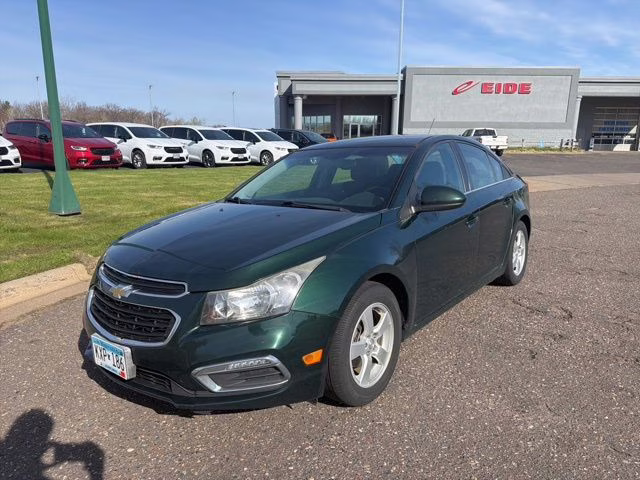2015 Rainforest Green Metallic Chevrolet Cruze 1LT FWD Sedan