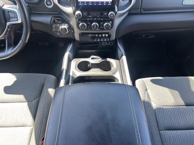 2022 Diamond Black Crystal Pearlcoat Ram 1500 Big Horn 4X4 Truck