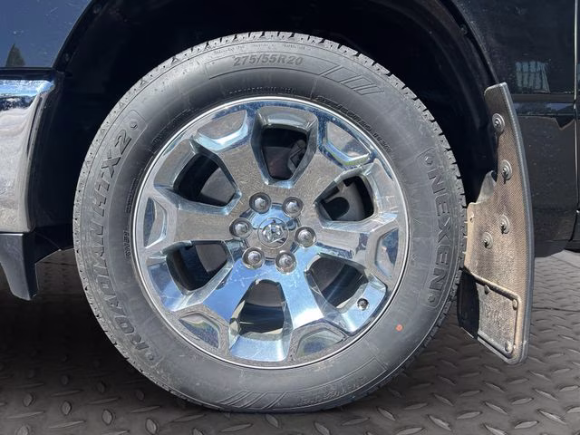 2022 Diamond Black Crystal Pearlcoat Ram 1500 Big Horn 4X4 Truck