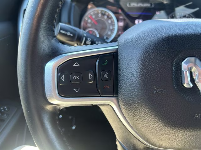2022 Diamond Black Crystal Pearlcoat Ram 1500 Big Horn 4X4 Truck