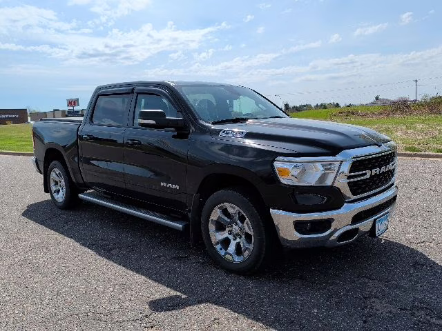 2022 Diamond Black Crystal Pearlcoat Ram 1500 Big Horn 4X4 Truck