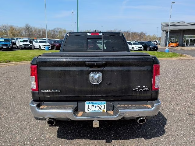 2022 Diamond Black Crystal Pearlcoat Ram 1500 Big Horn 4X4 Truck