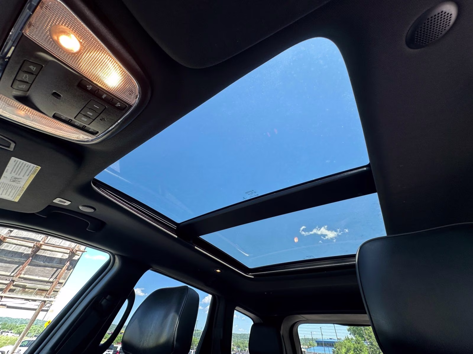 2019 Velvet Red Pearlcoat Jeep Grand Cherokee Overland 4X4 SUV