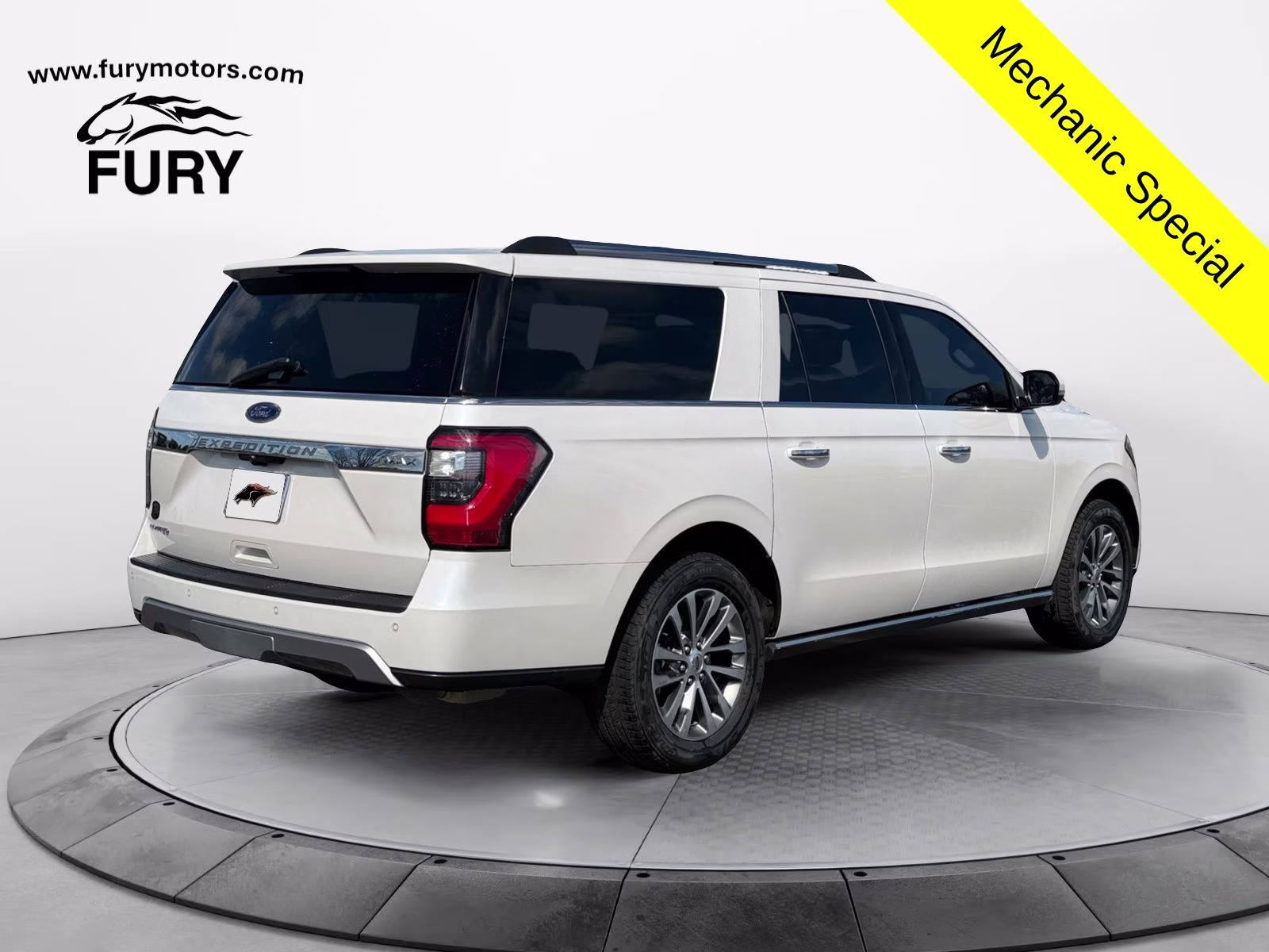 2018 White Platinum Clearcoat Metallic Ford Expedition Max Limited 4X4 SUV