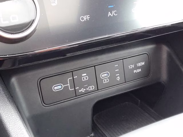 2026 White Pearl Hyundai Tucson SEL Premium AWD SUV