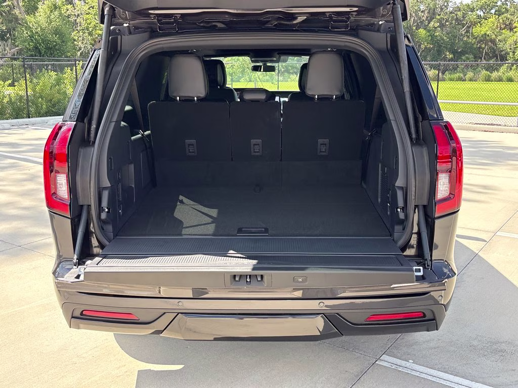 2026 Gray Metallic Ford Expedition Max Platinum 4X4 SUV