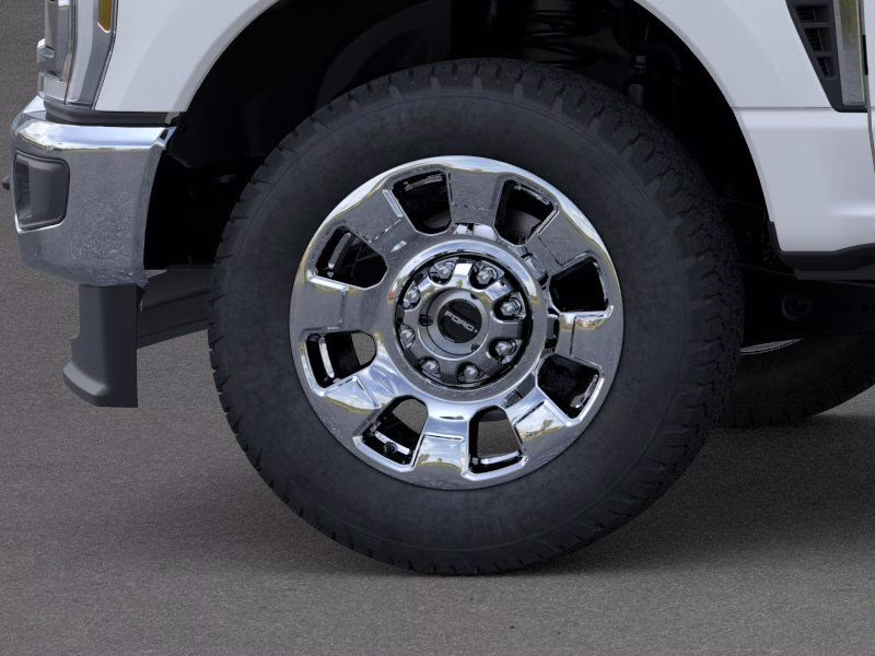 2026 White Ford Super Duty F-250 SRW Lariat 4X4 Truck