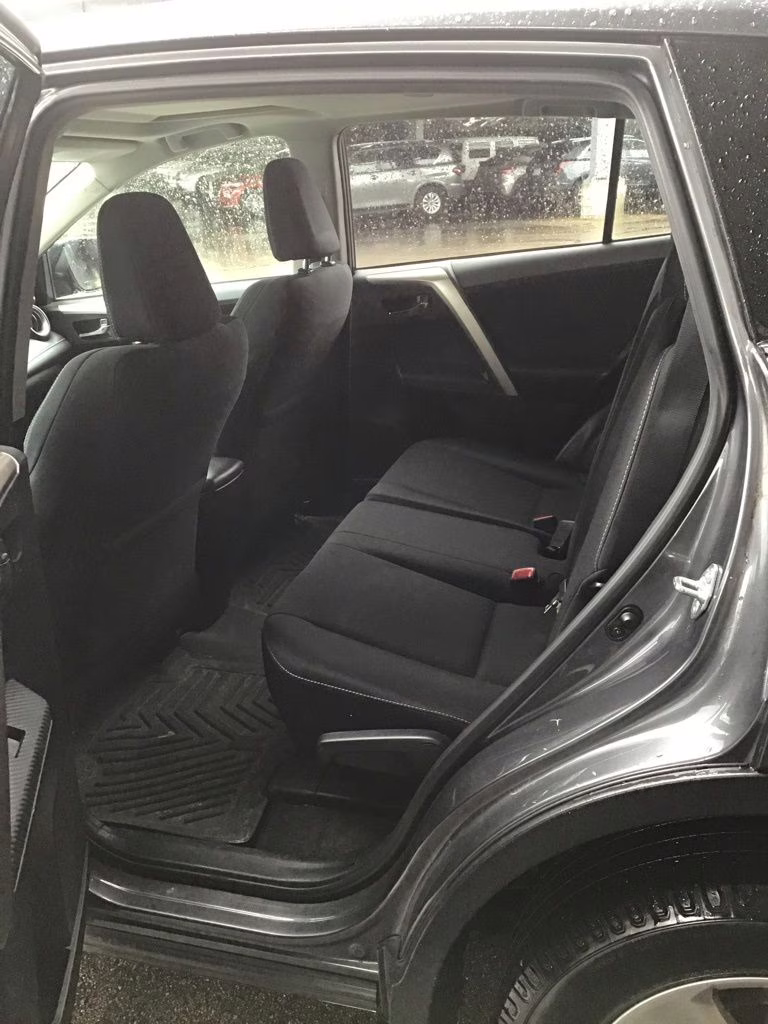 2015 Magnetic Gray Metallic Toyota RAV4 XLE AWD SUV