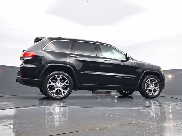 2019 Diamond Black Crystal Pearlcoat Jeep Grand Cherokee Limited 4X4 SUV