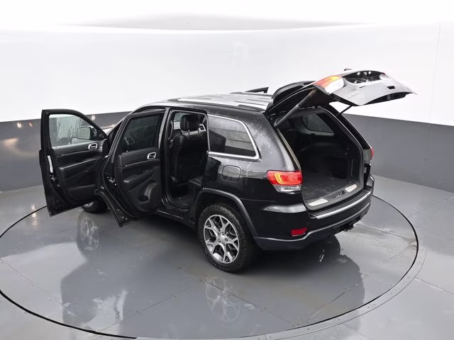 2019 Diamond Black Crystal Pearlcoat Jeep Grand Cherokee Limited 4X4 SUV