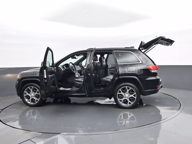 2019 Diamond Black Crystal Pearlcoat Jeep Grand Cherokee Limited 4X4 SUV